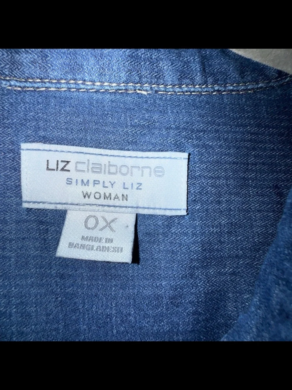 Ladies button down tunic - Picture 4 of 7